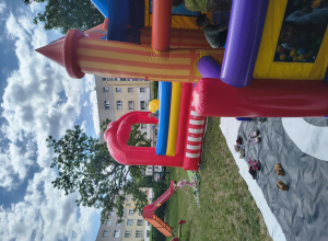 Zabawy na dmuchańcach